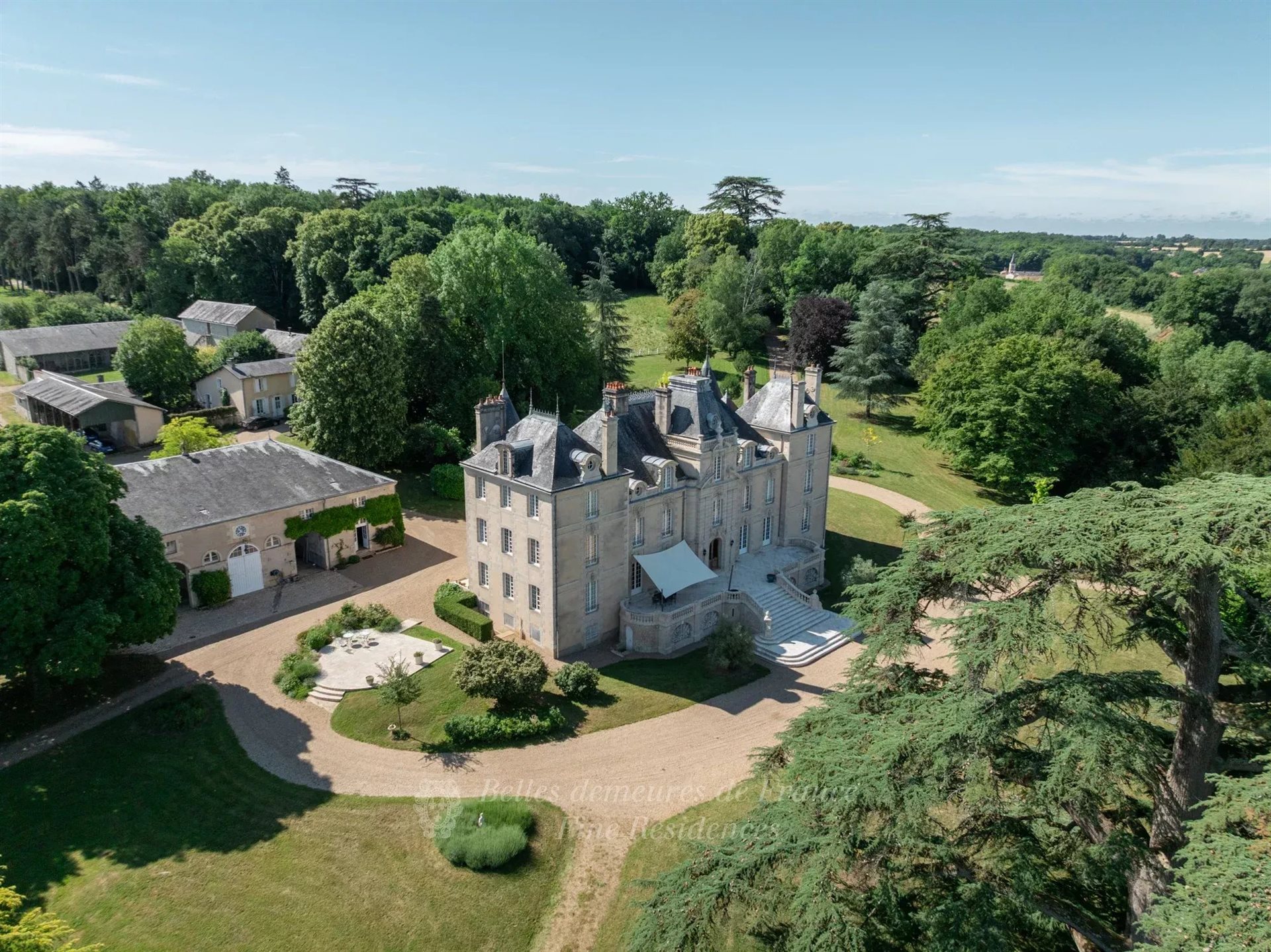 Maison à vendre, 900m², Poitiers