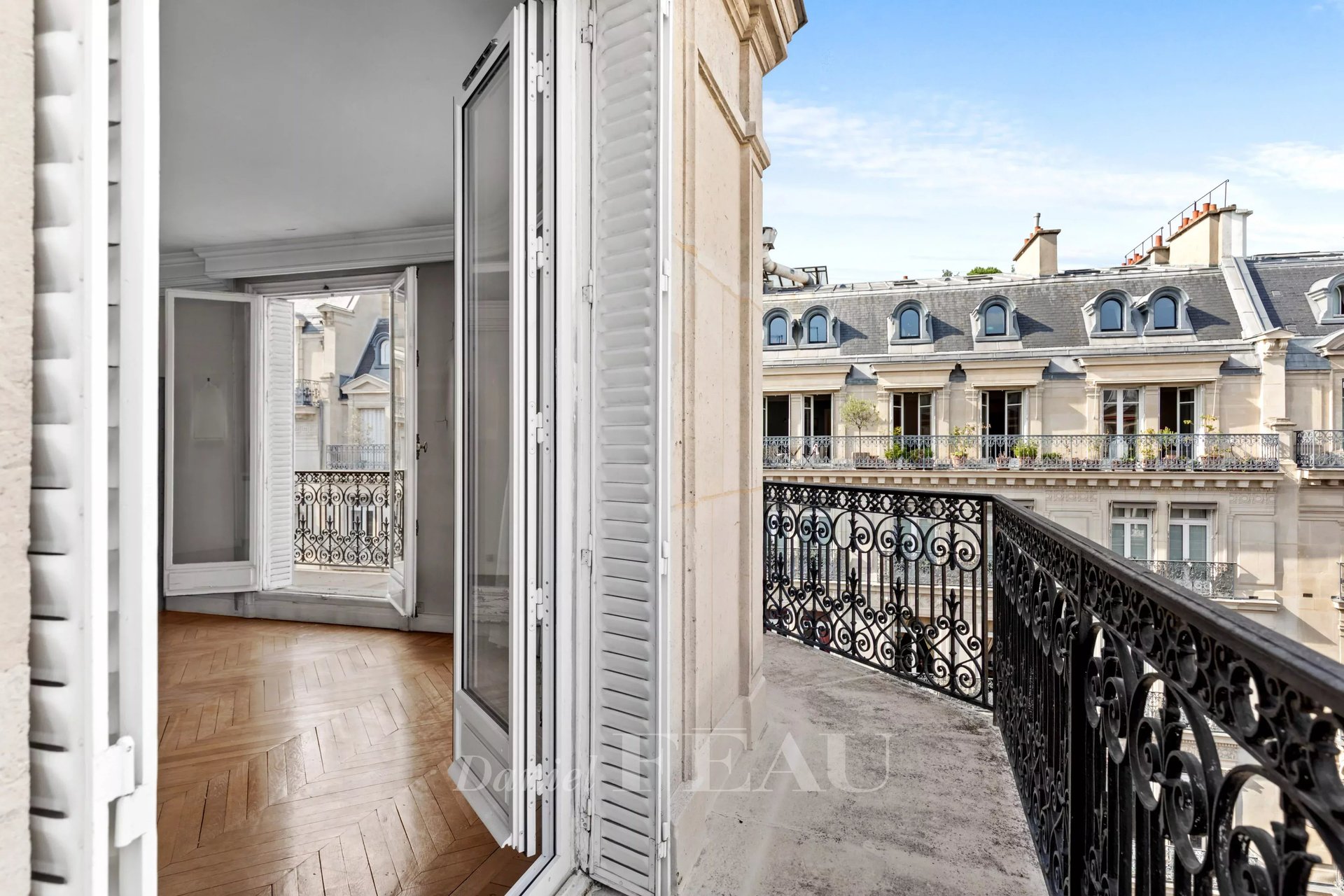 Appartement – Paris 8 - Vue 2