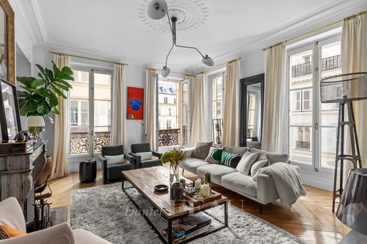 Appartement 4 pièces 124 m² · à Paris 8ème · 124 m² · 1 890 000 €