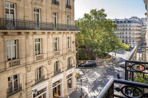 Appartement 5 pièces 155 m² · à Paris 9ème · 155 m² · 1 580 000 €