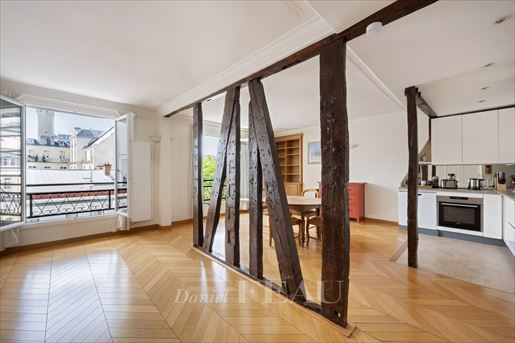 Appartement 4 pièces 91 m² · à Paris 9ème · 91 m² · 1 020 000 €