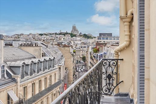 5 pièces 166 m² · à Paris 9ème · 166 m² · 2 250 000 €