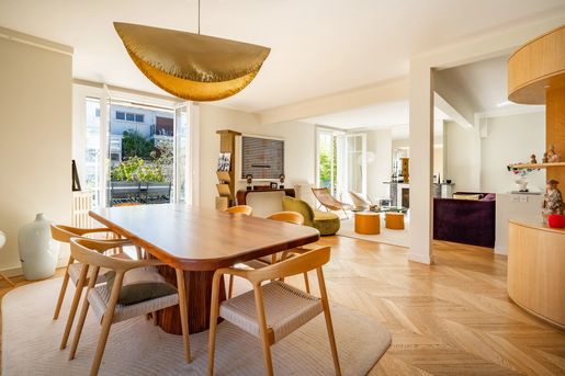 Appartement 6 pièces 196 m² · à Paris 16ème · 196 m² · 2 590 000 €