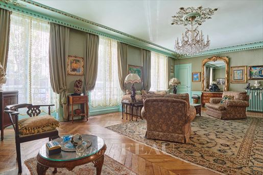 Appartement 5 pièces 148 m² · à Paris 16ème · 148 m² · 1 500 000 €