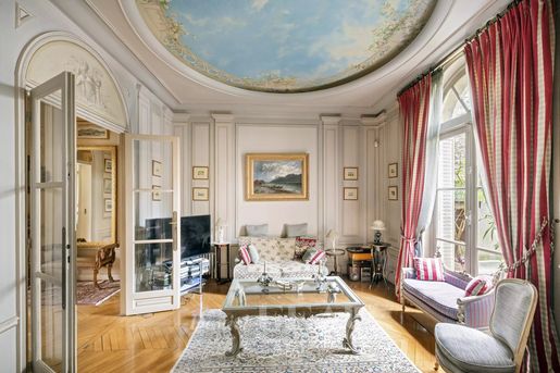 Maison 12 pièces 484 m² · à Paris 16ème · 484 m² · 5 850 000 €