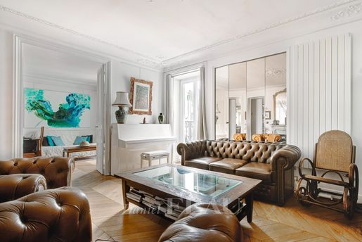 Appartement 5 pièces 131 m² · à Paris 16ème · 131 m² · 1 590 000 €