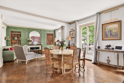 7 pièces 147 m² · à Paris 17ème · 147 m² · 2 150 000 €
