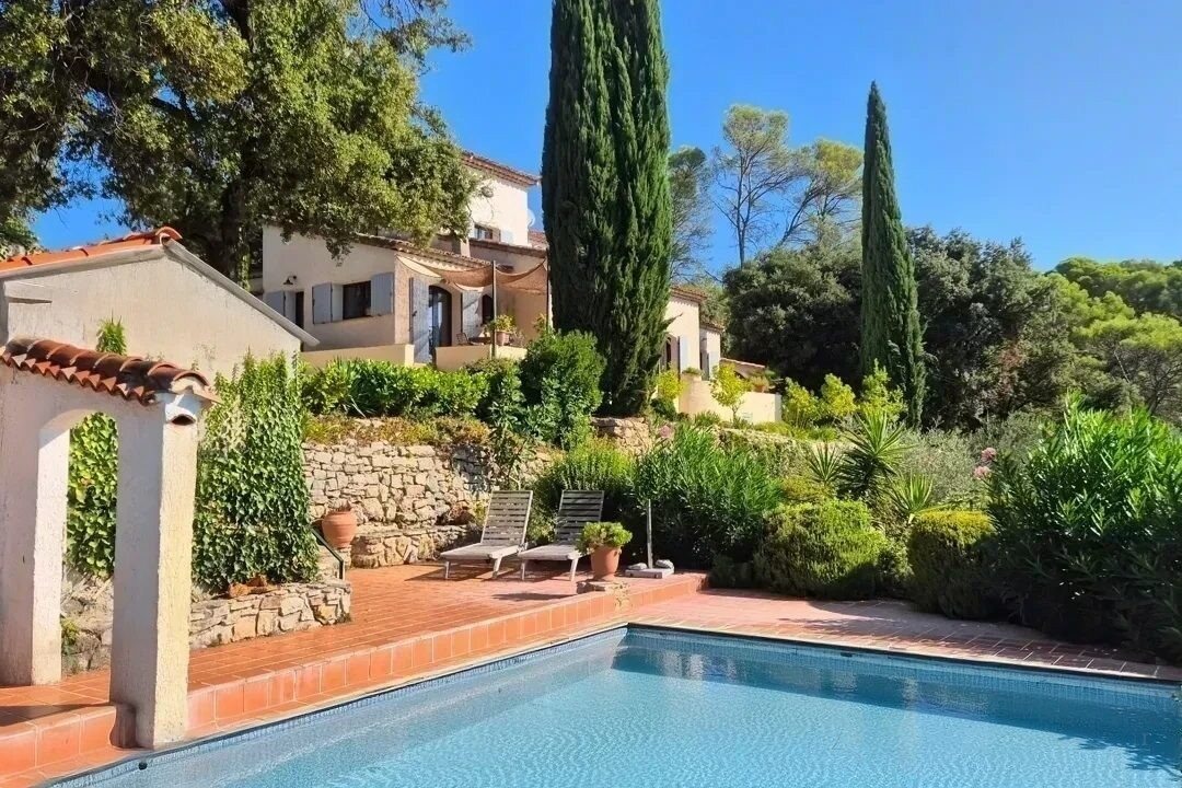 Maison à vendre, 211m², Pignans