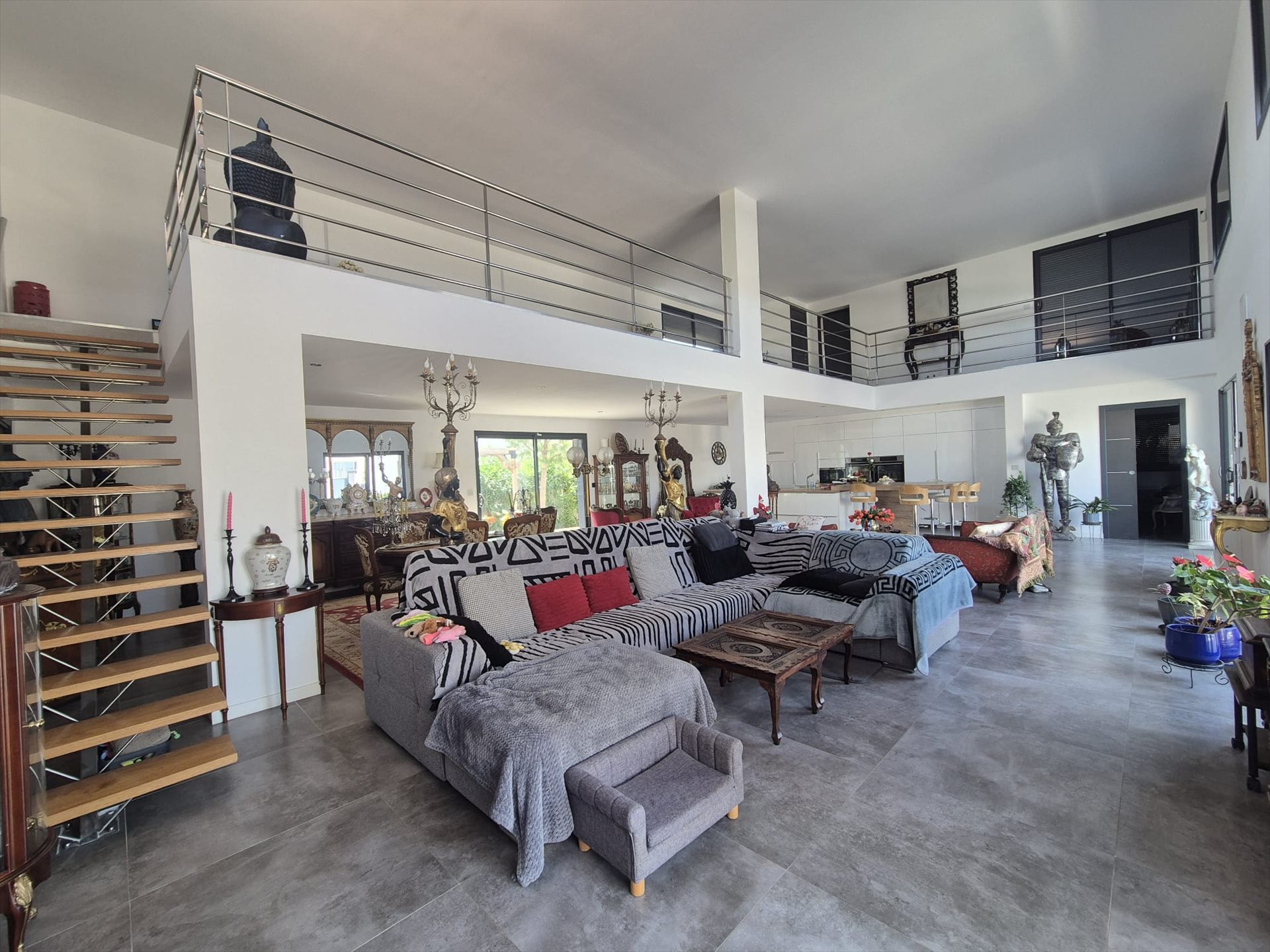 Maison à vendre, 371m², Abeilhan