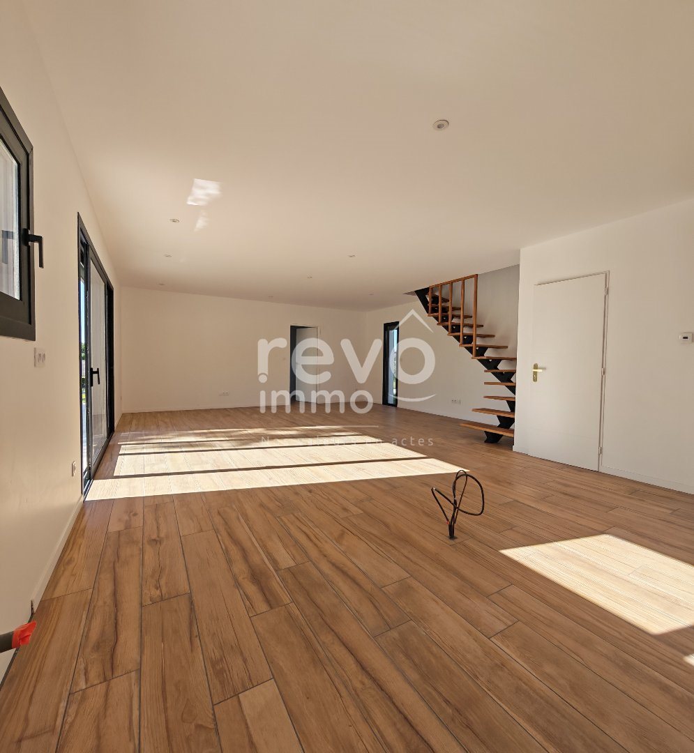 Maison à vendre, 112m², Saint-Jean-de-Thurigneux