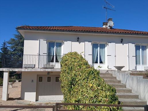 Maison 7 pièces 163 m² · à Verteillac · 163 m² · 156 600 €