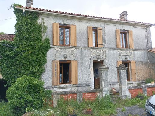 Maison 4 pièces 89 m² · à Montmoreau · 89 m² · 70 850 €