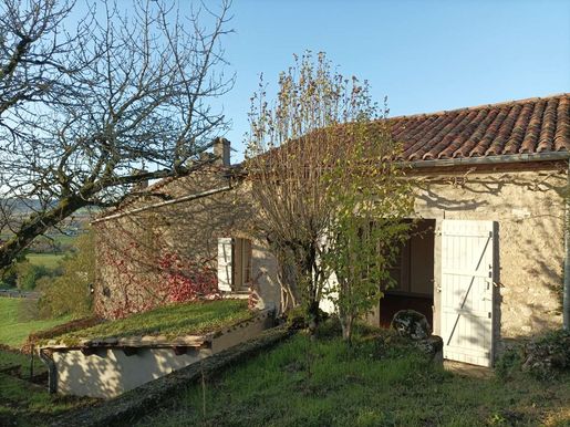 Maison 4 pièces 70 m² · à Villebois-Lavalette · 70 m² · 98 100 €