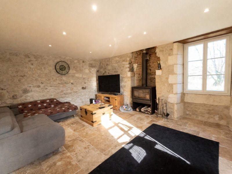 Maison à vendre, 89m², Montmoreau