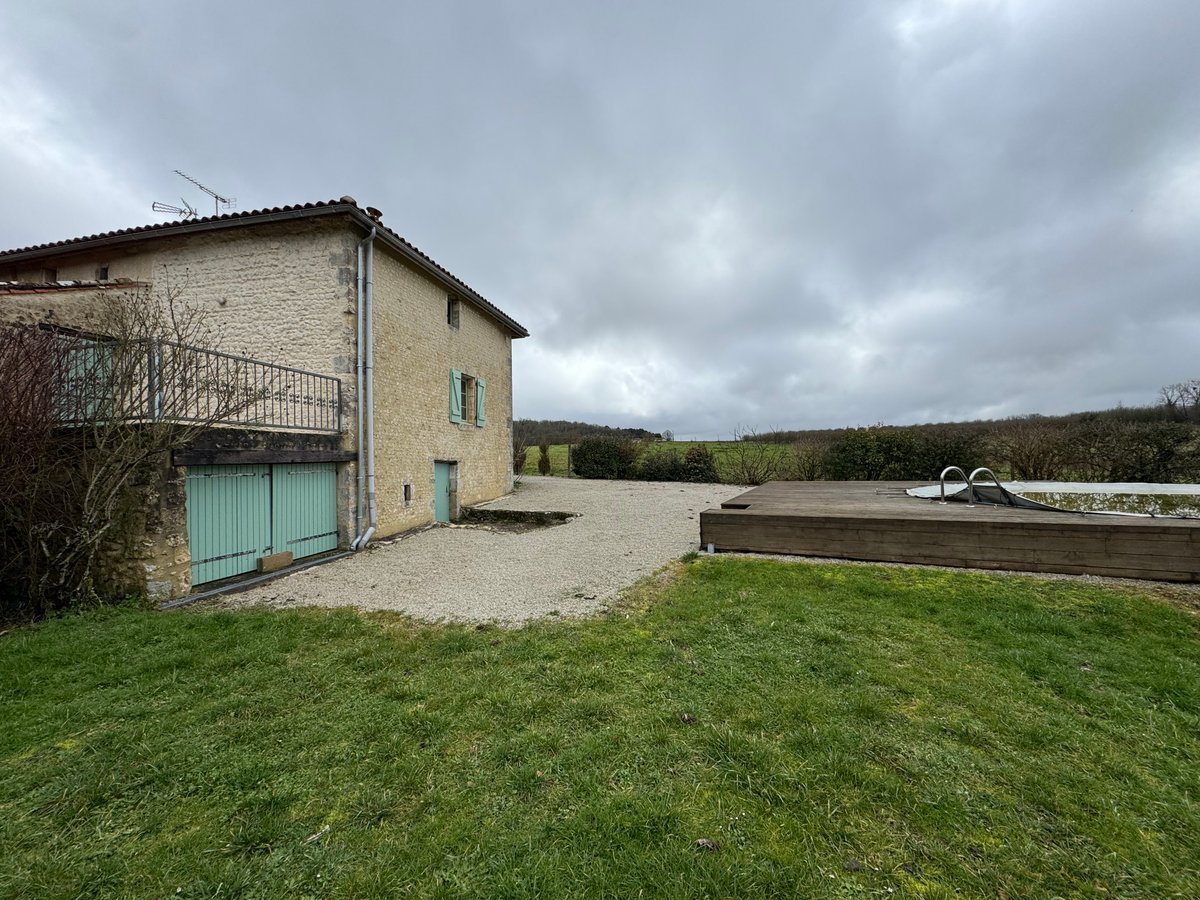 Maison à vendre, 116m², Bessac