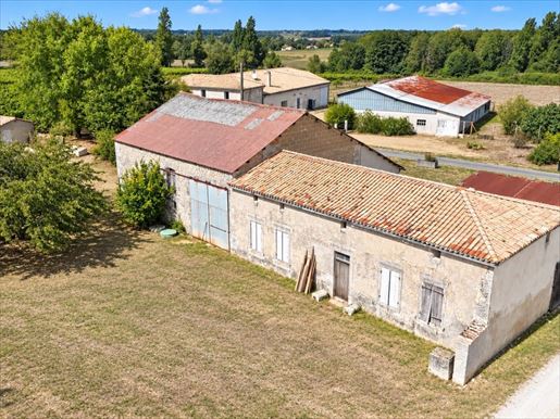 Maison 4 pièces 80 m² · à Baignes-Sainte-Radegonde · 80 m² · 91 000 €