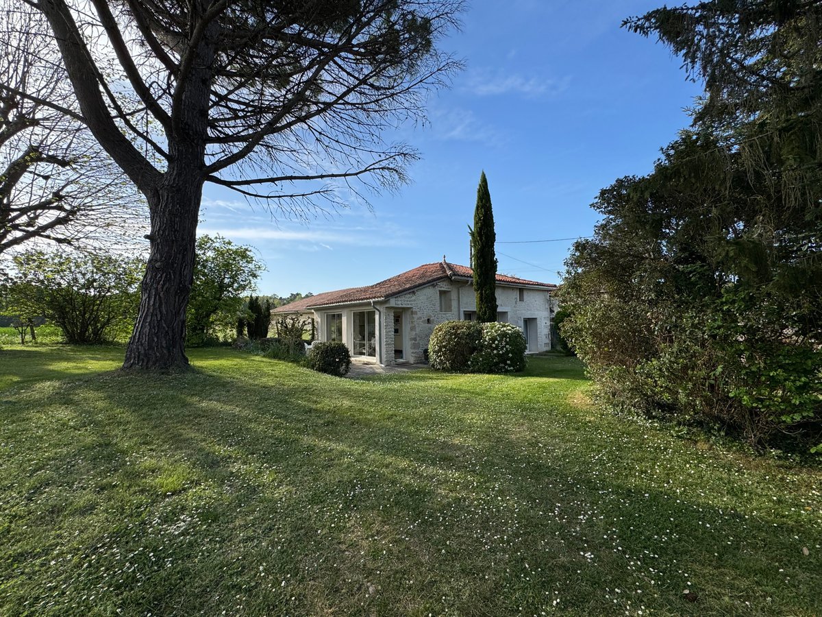 Maison à vendre, 111m², Bessac