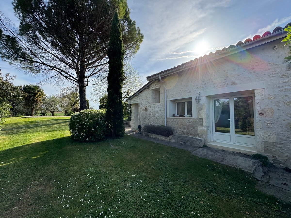 Maison à vendre, 111m², Bessac