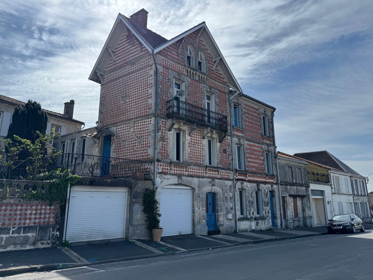 Maison à vendre, 310m², Barbezieux-Saint-Hilaire