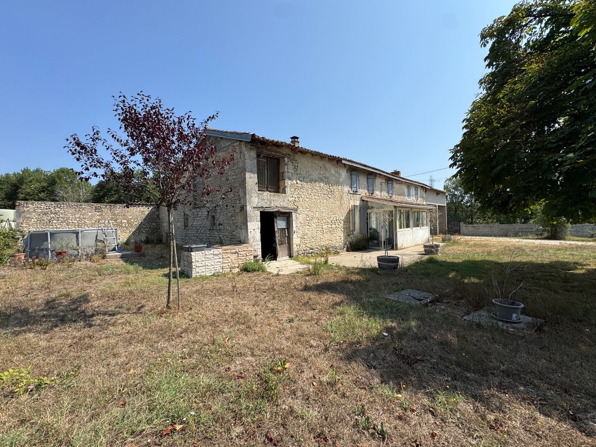 Maison à vendre, 159m², Condéon