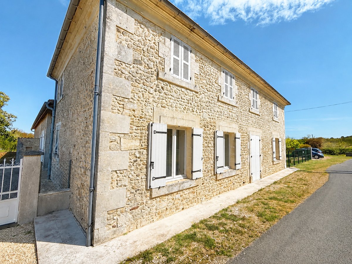 Maison à vendre, 278m², Baignes-Sainte-Radegonde