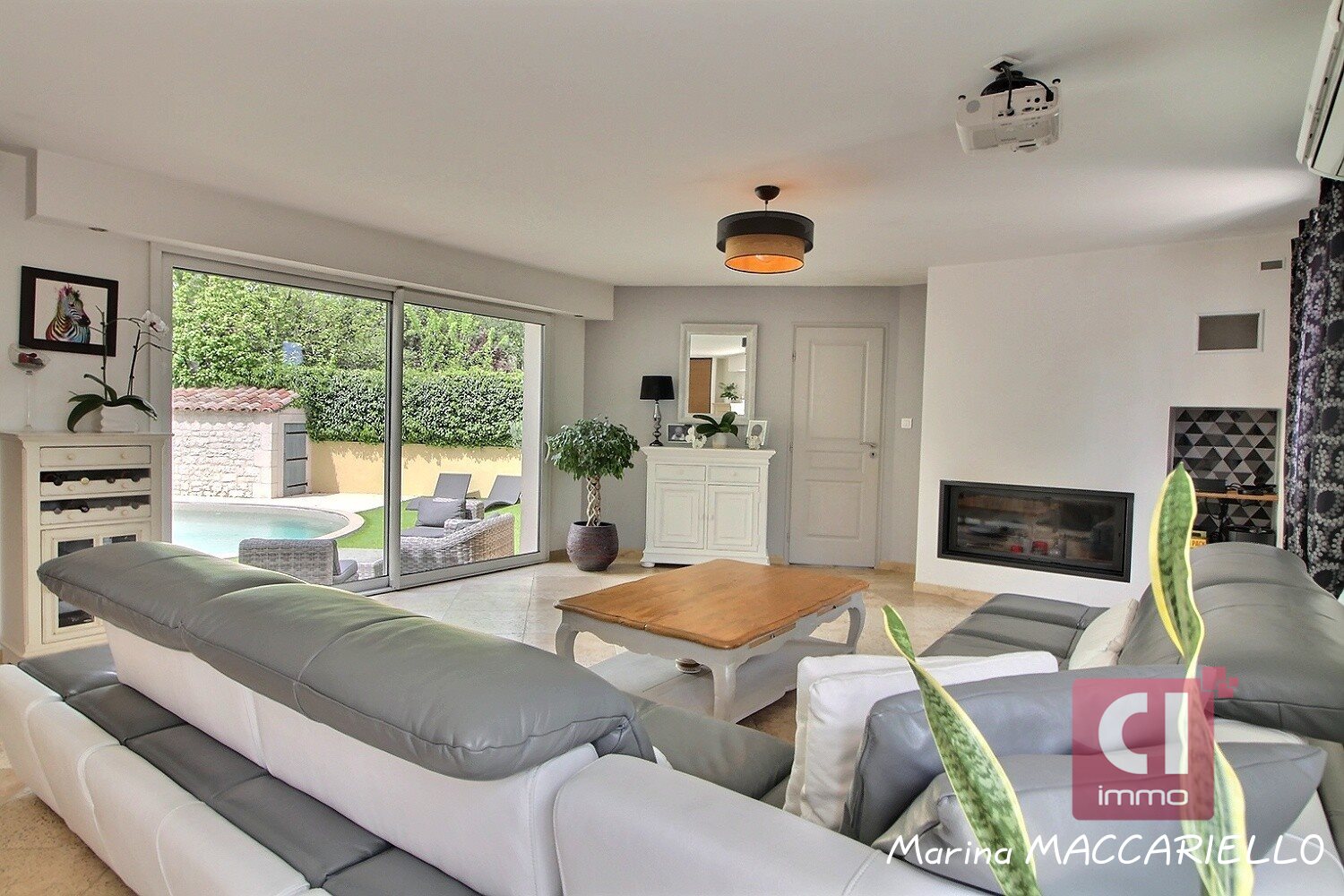Maison à vendre, 175m², Forcalqueiret