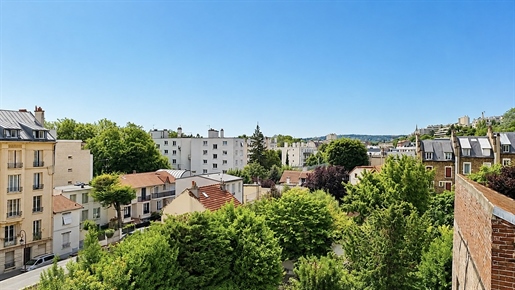 2 pièces 43 m² · à Saint-Cloud · 43 m² · 297 000 €