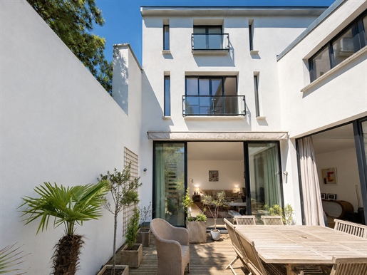 7 pièces 218 m² · à Saint-Cloud · 218 m² · 1 690 000 €