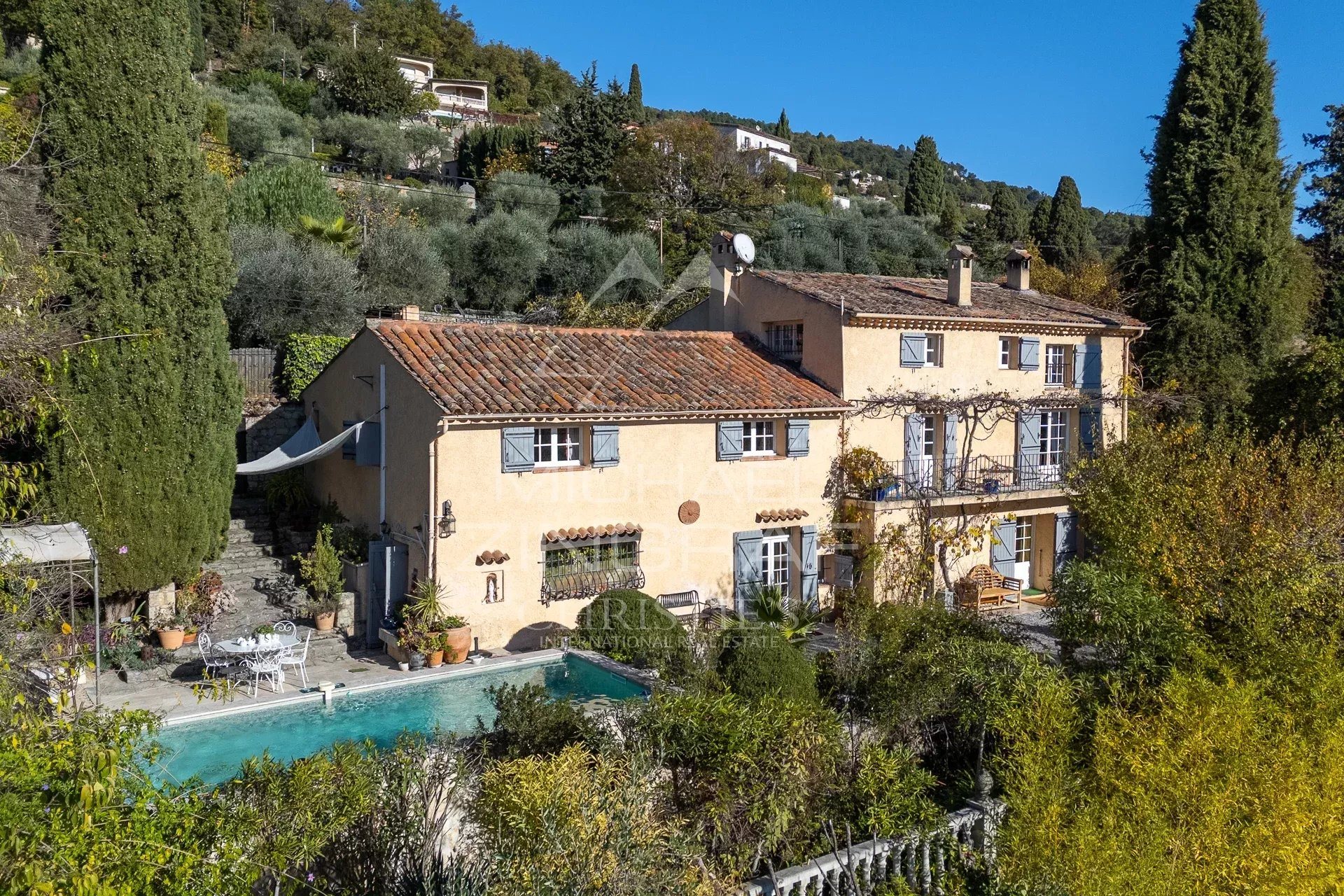 Maison à vendre, 247m², Spéracèdes