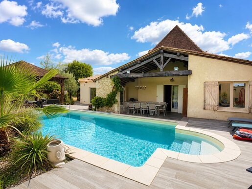 Maison 8 pièces 200 m² · à Pomport · 200 m² · 445 000 €