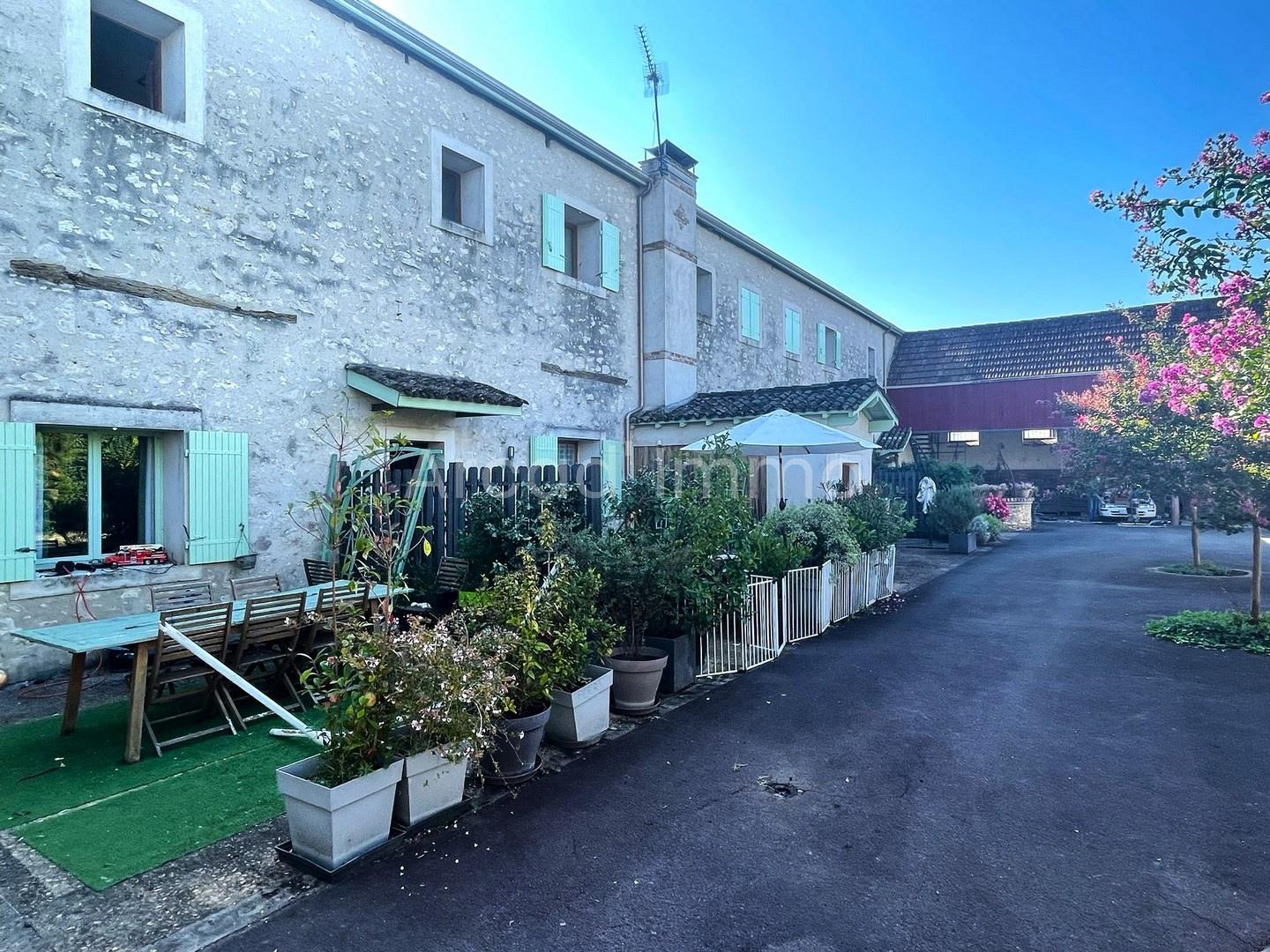 Maison à vendre, 583m², Eymet
