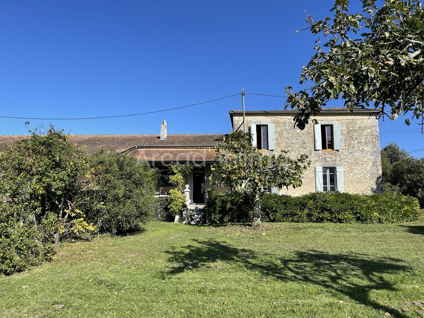 Maison à vendre, 260m², Saint-Jean-de-Duras