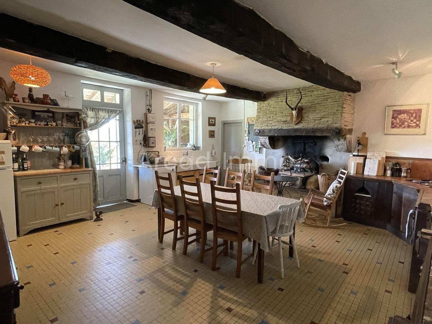 Maison à vendre, 260m², Saint-Jean-de-Duras