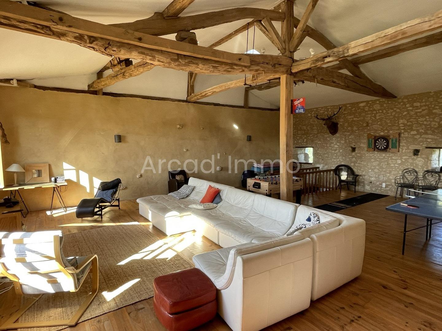 Maison à vendre, 260m², Saint-Jean-de-Duras