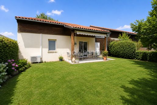Maison 4 pièces 96 m² · à Eymet · 96 m² · 166 000 €