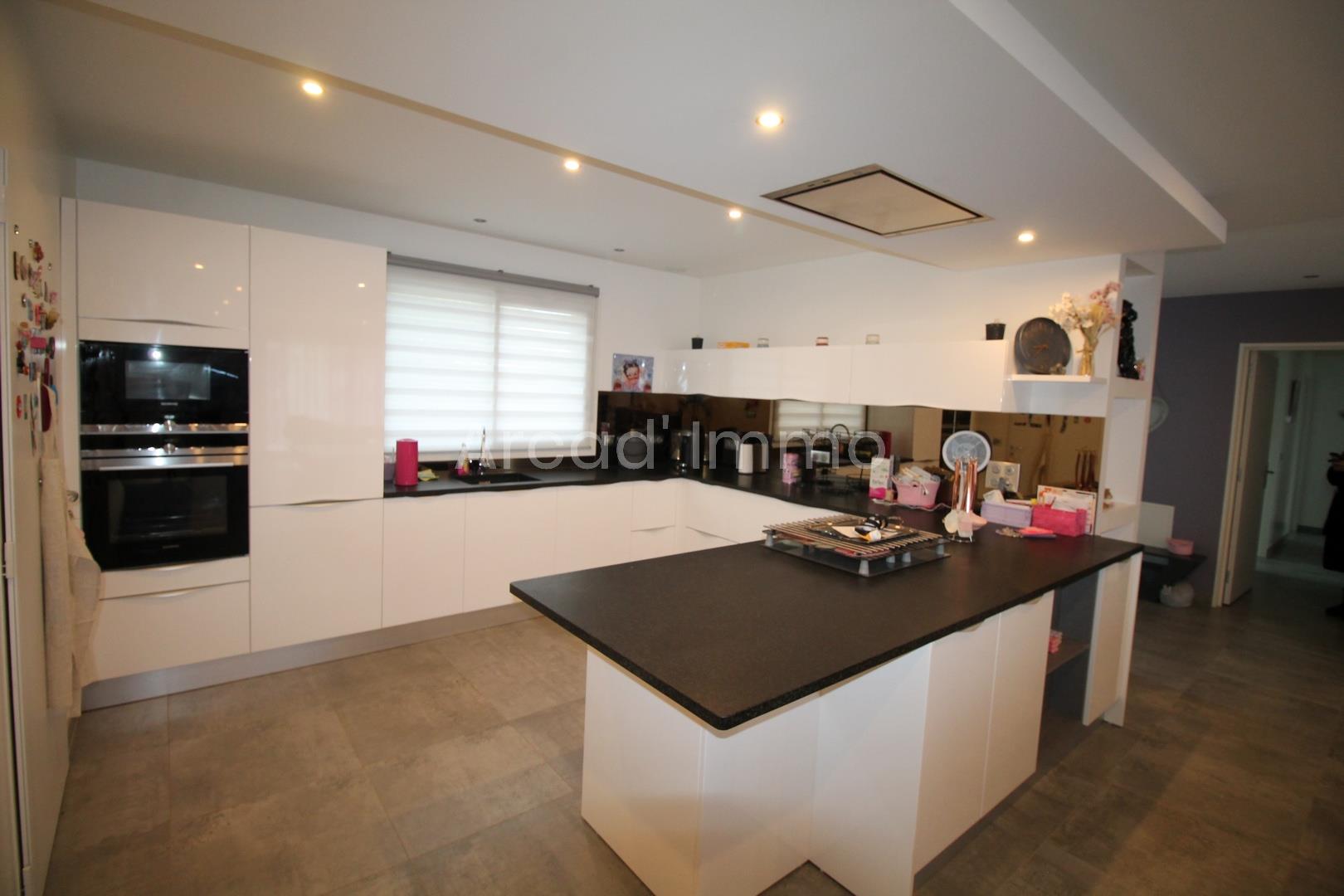 Maison à vendre, 121m², Miramont-de-Guyenne