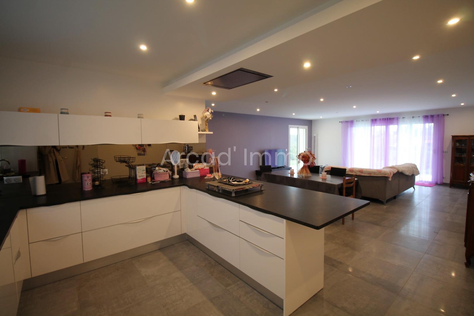 Maison à vendre, 121m², Miramont-de-Guyenne