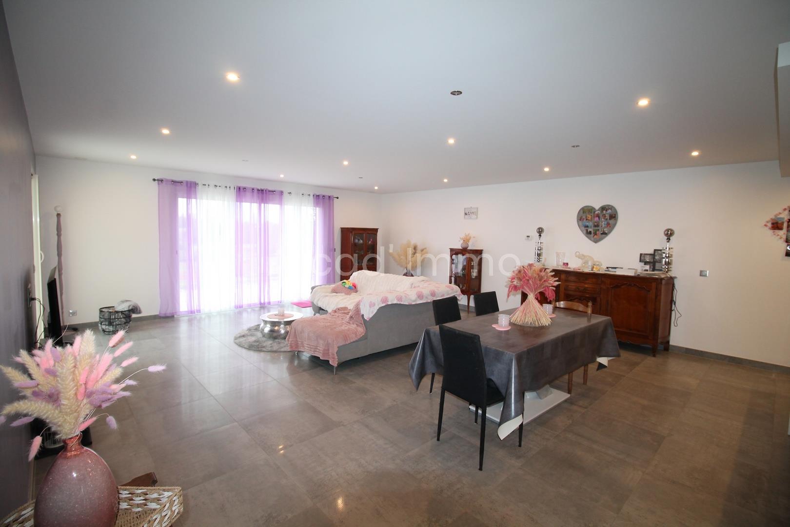 Maison à vendre, 121m², Miramont-de-Guyenne