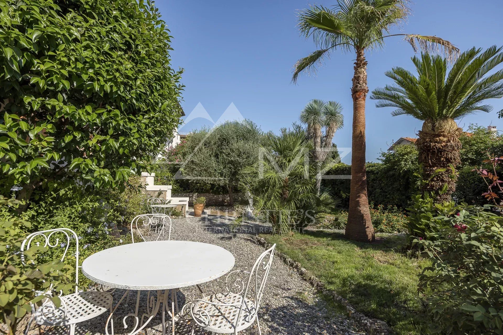 House in Cannes, Cannes Passy, Les Broussailles - Vue 2