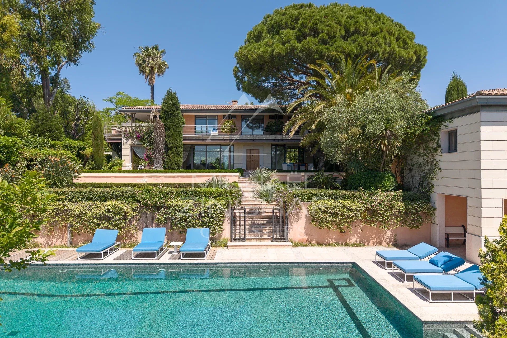 Maison à vendre, 379m², Antibes