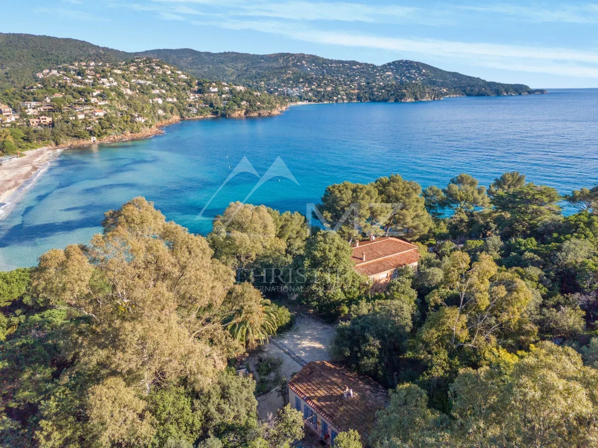 Maison à vendre, 455m², Le Lavandou