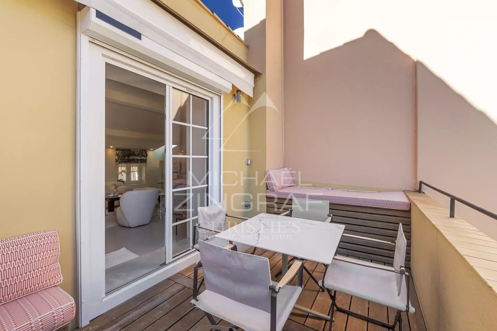 Exceptional duplex apartment in the heart of La Ponche – Saint-Tropez - Ansicht 6