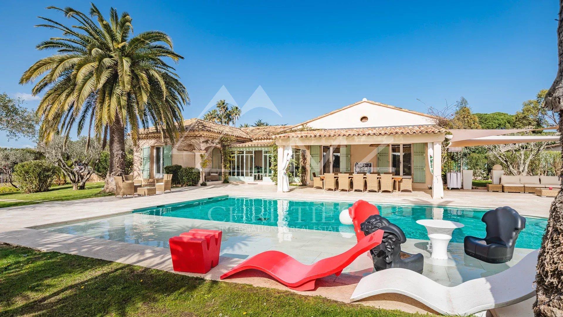 Maison à vendre, 390m², Saint-Tropez