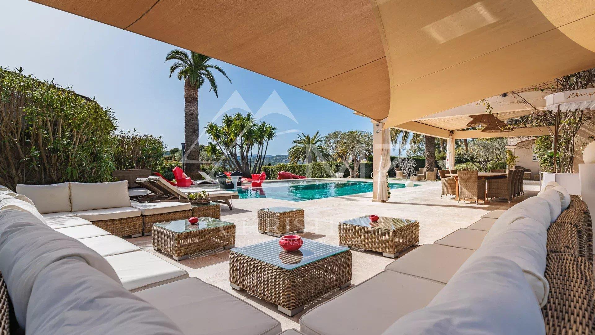 Maison à vendre, 390m², Saint-Tropez