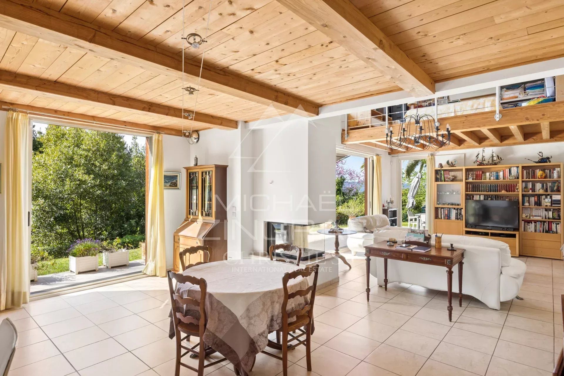 Maison à vendre, 234m², Mougins