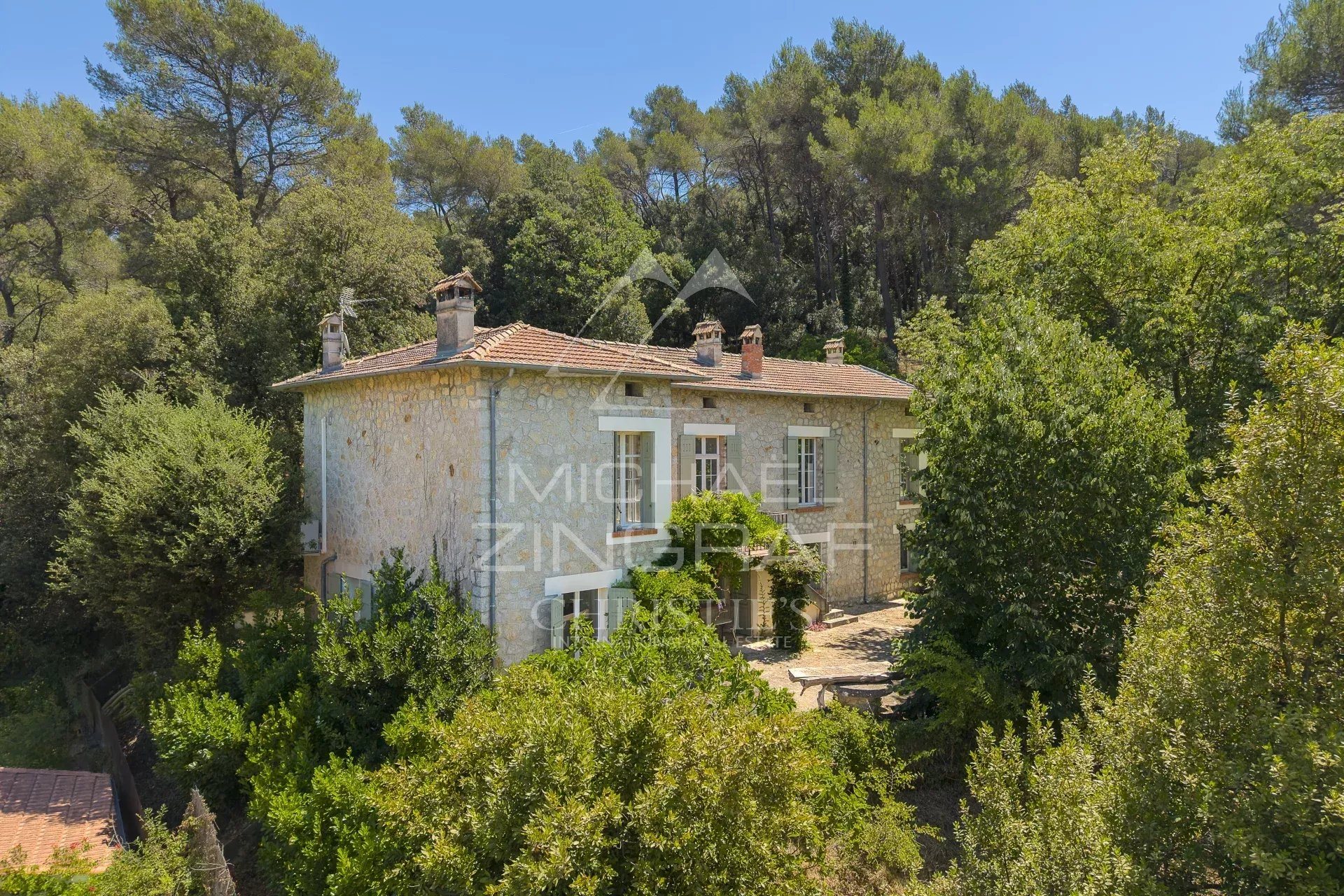 Maison à vendre, 225m², La Roquette-sur-Siagne