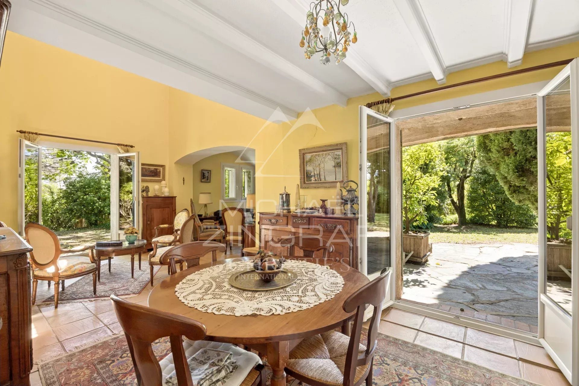 Maison à vendre, 255m², Auribeau-sur-Siagne