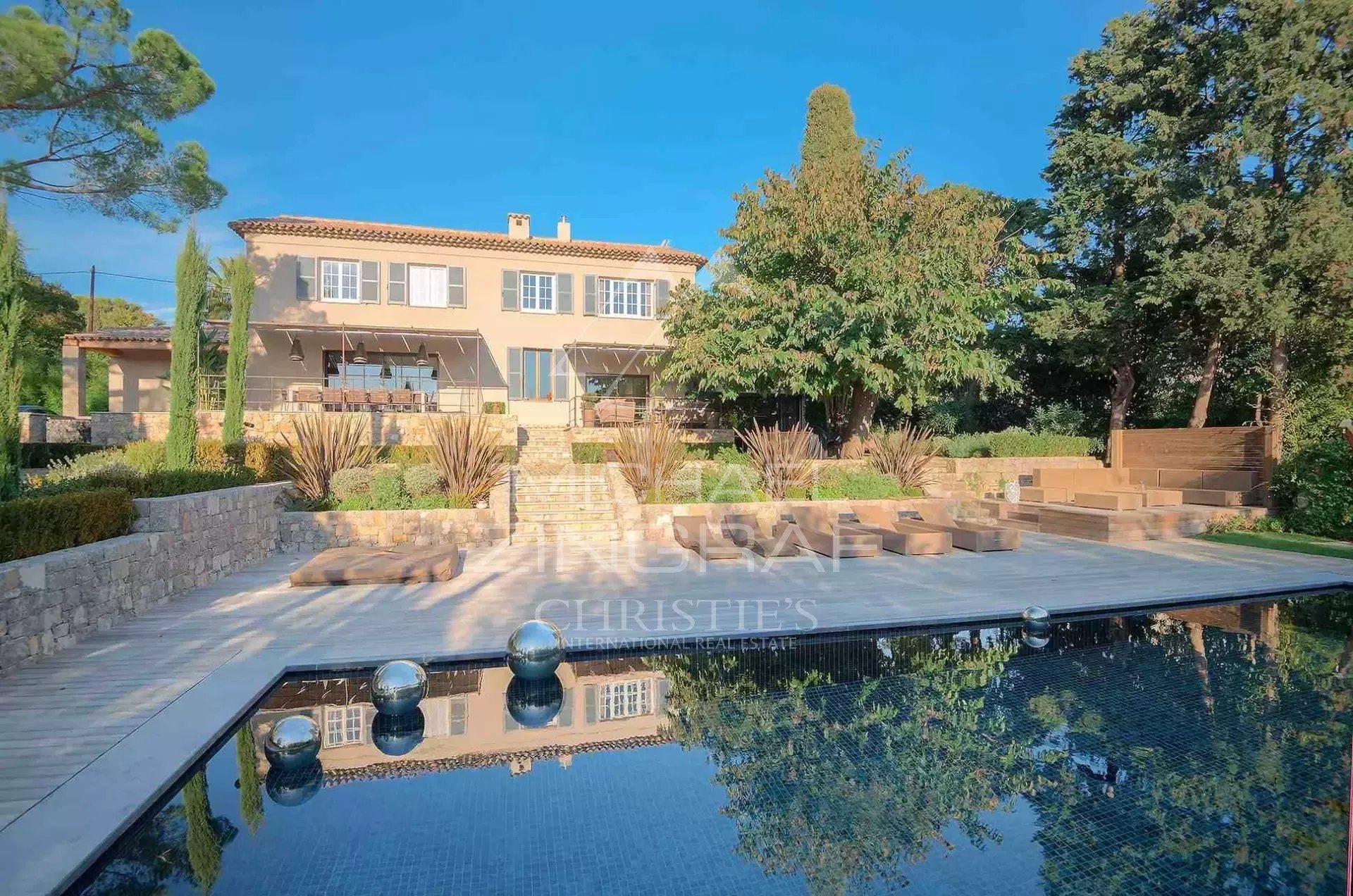 Maison à vendre, 250m², Mougins