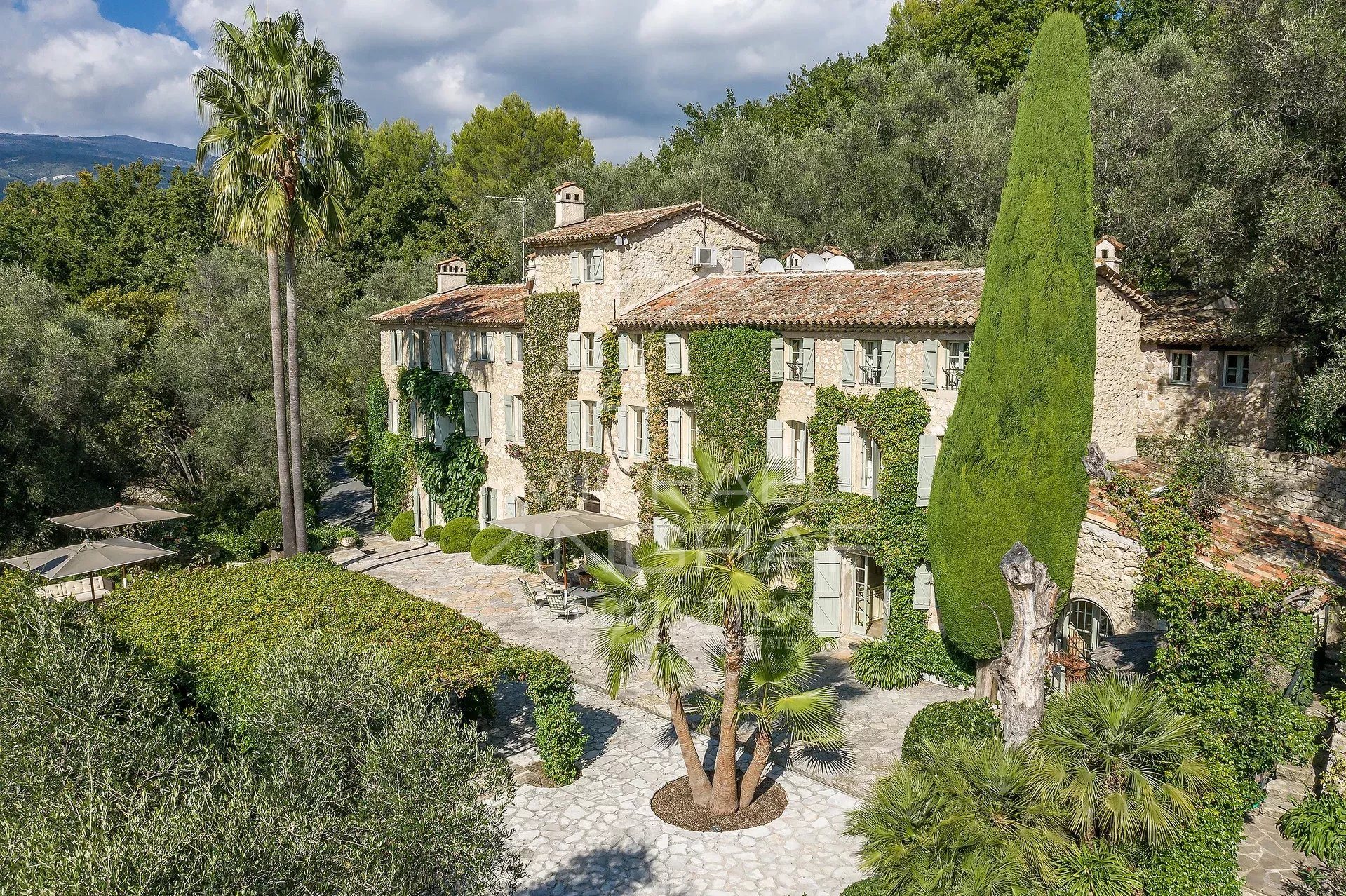Maison à vendre, 800m², Grasse