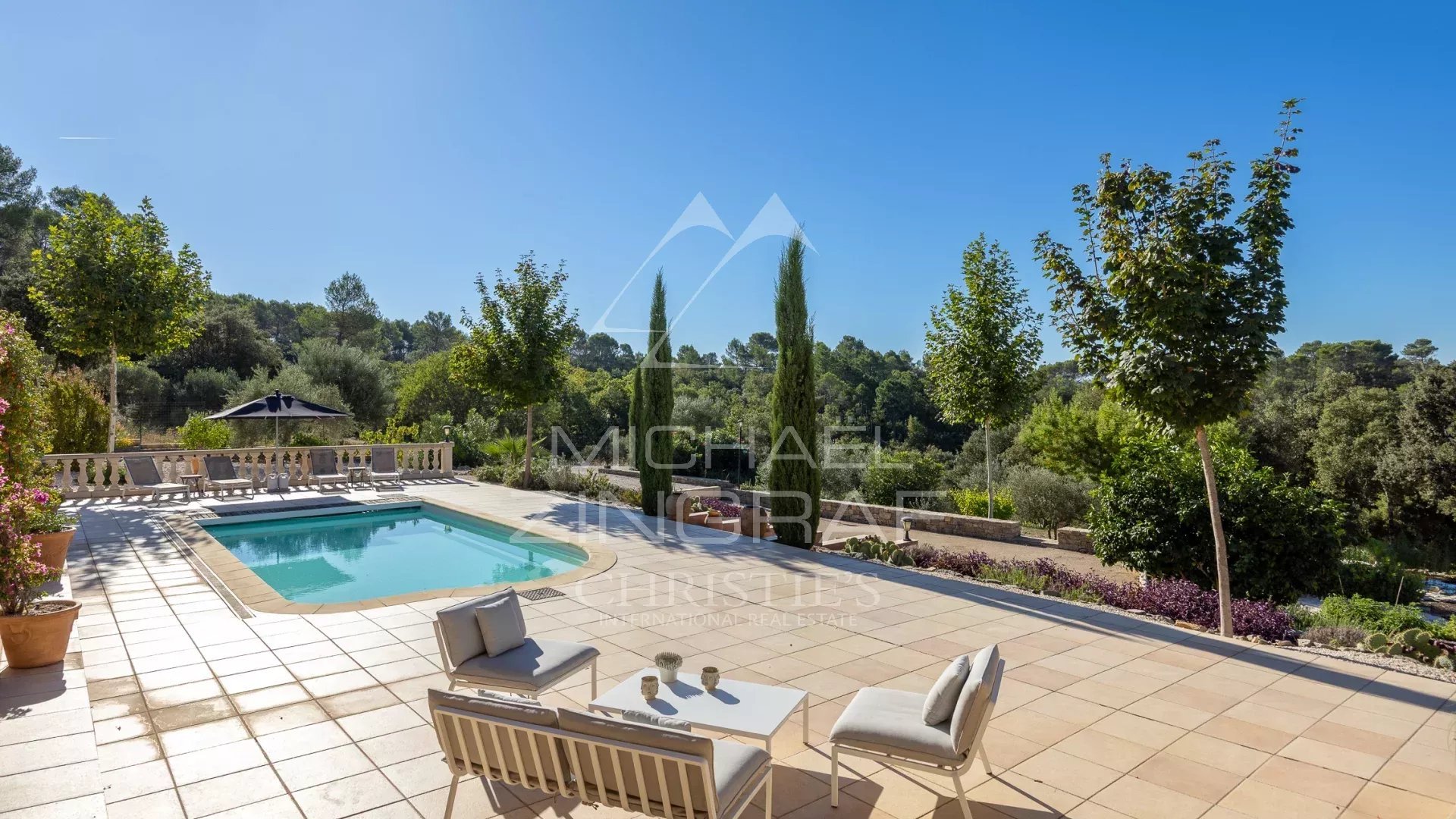 Maison à vendre, 210m², Besse-sur-Issole